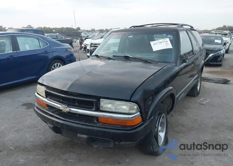 2002 Chevrolet Blazer Ls from USA, damaged, VIN 1GNCS18W02K108106